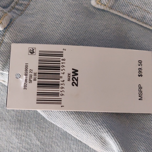 Lauren Ralph Lauren Women's Medium-Wash Denim Shorts with Frayed Hem. Size 22 W - Picture 9 of 15